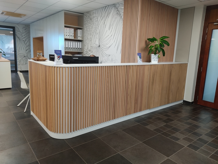 image 4 : Banque d'accueil Wood Concept m3 Tahiti